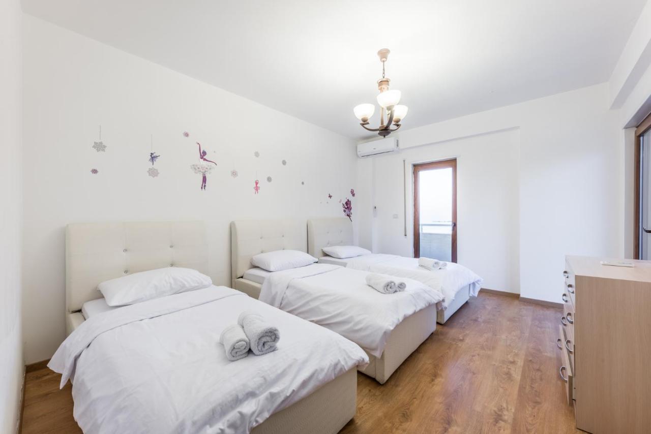 Apartament Blue Heaven -full Sea View Brand New Durrës