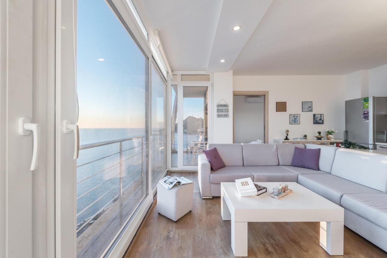 Blue Heaven -full Sea View Brand New Durres