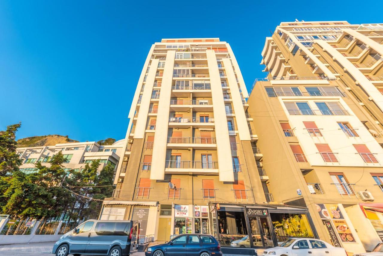 Apartament Blue Heaven -full Sea View Brand New Durrës